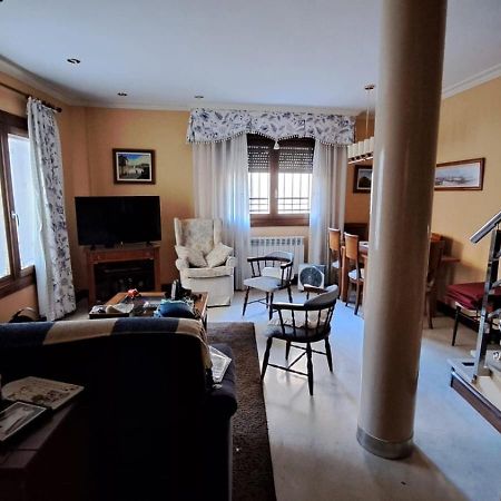 La Madre Abadesa Villa ทอร์เดซียัส ภายนอก รูปภาพ