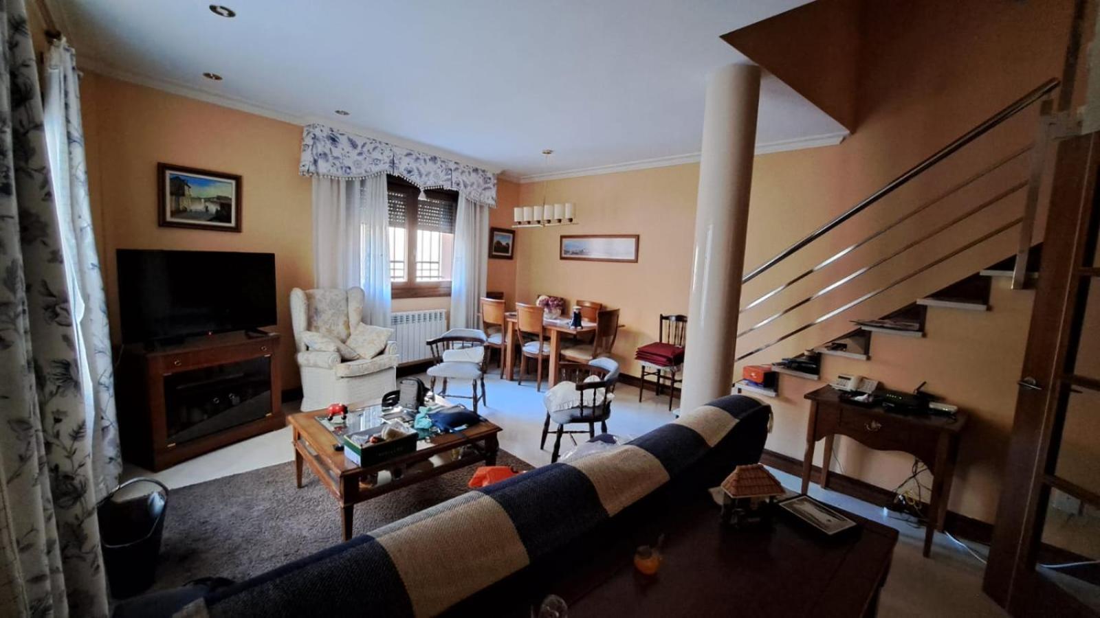 La Madre Abadesa Villa ทอร์เดซียัส ภายนอก รูปภาพ